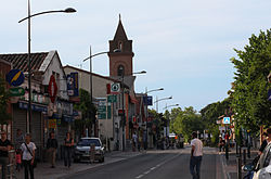 Route de Fronton, le centre d'Aucamville